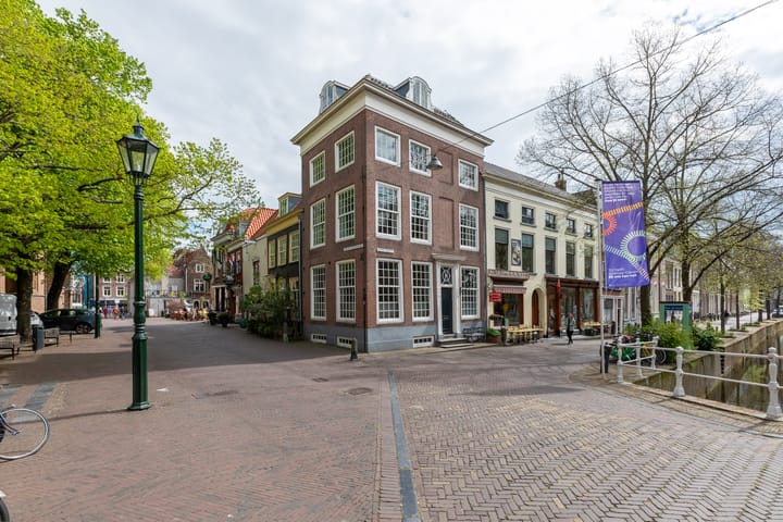 Oude Delft 142 in Delft Foto