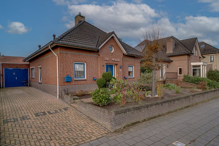 Oude Doesburgseweg 77 in Zevenaar