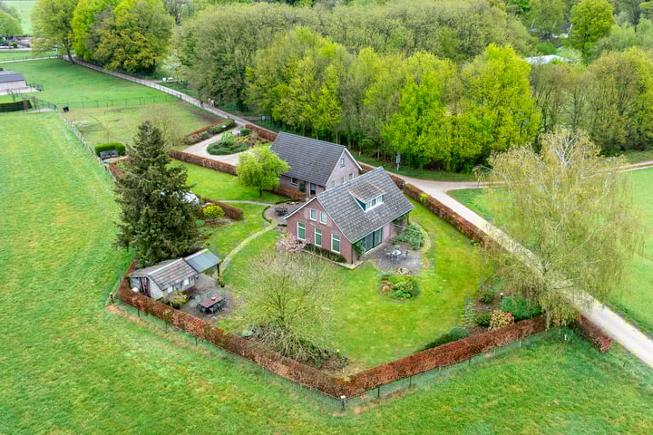 Photo of property Oude Eltenseweg 18, Beek
