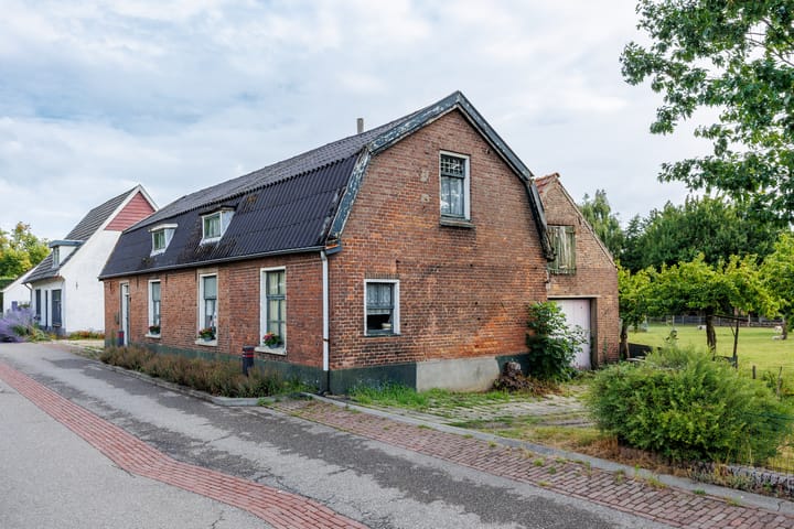 Oude Maasdijk 7 in Dreumel