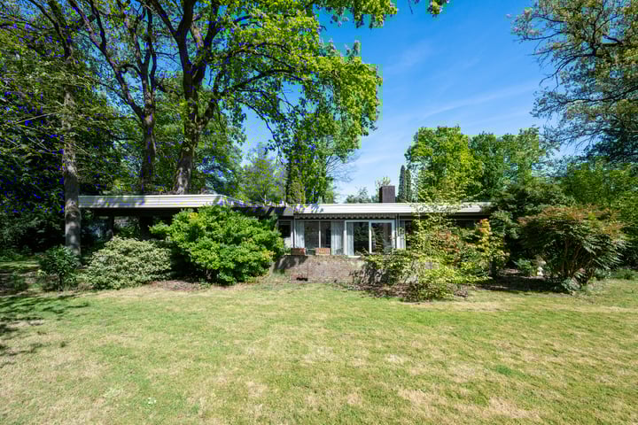 Photo of property Oude Meerdijk 6, Emmen