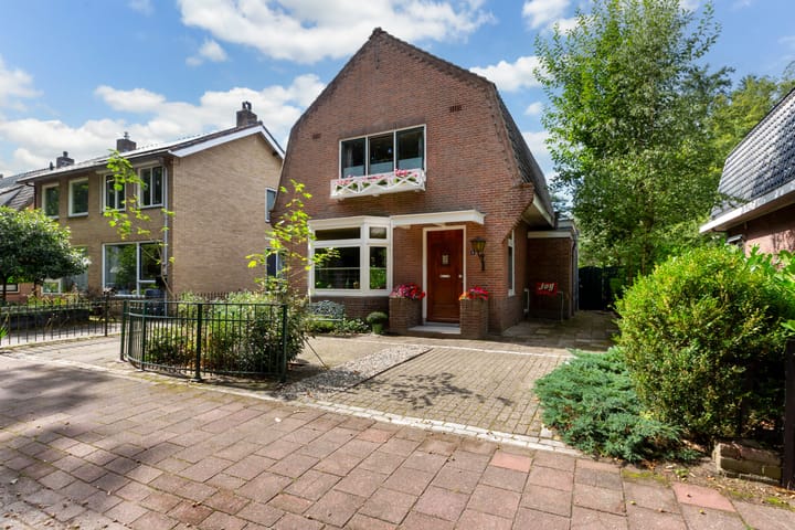 Oude Postweg 8 in Austerlitz