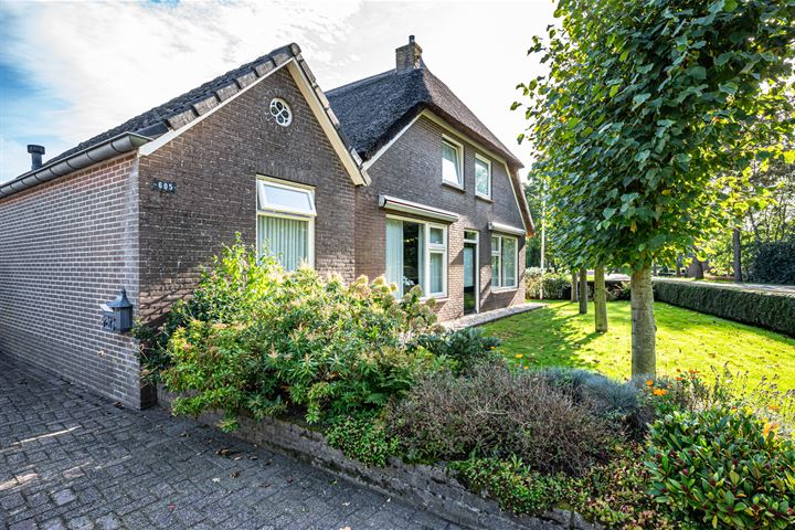 Oude Rijksweg 605 in Rouveen