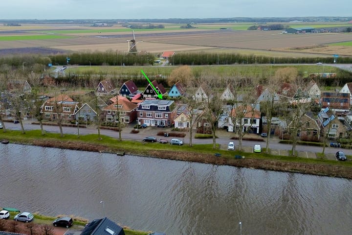 Oude Rijksweg 93 in 't Zand foto