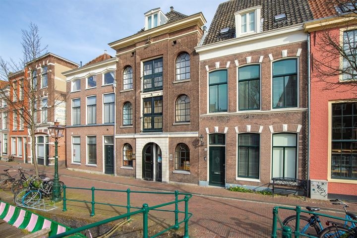 Oude Rijn 36 in Leiden