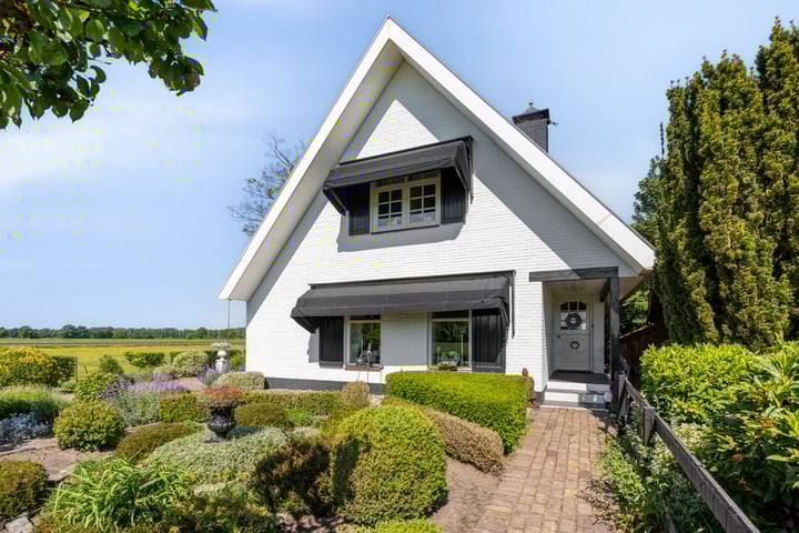 Oude Veenweg 136 in Enschede