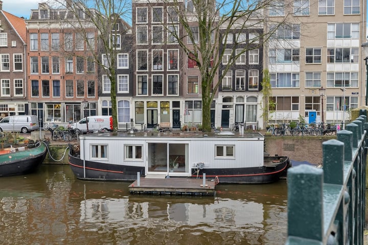 Oude Waal 1 in Amsterdam