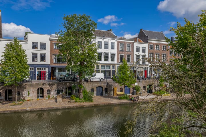 Oudegracht 372 in Utrecht foto