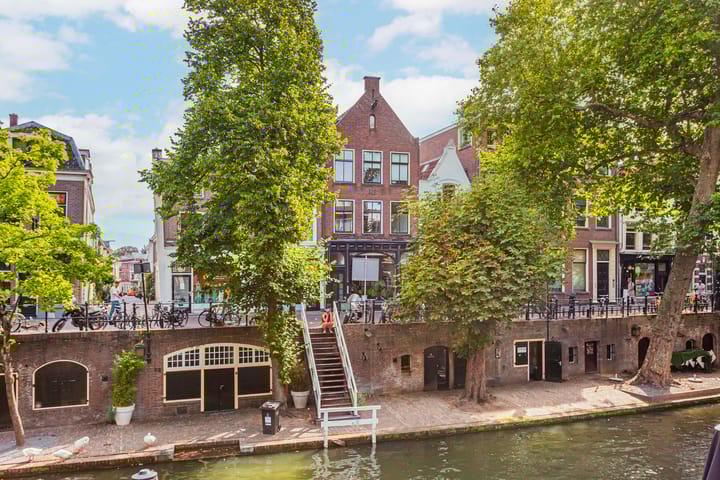 Oudegracht 70B in Utrecht photo