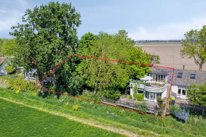 Photo of property Oudendijk 28, Goudswaard