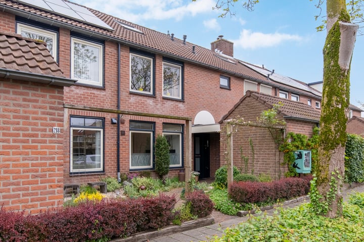 Oudeveen 216 in Veenendaal