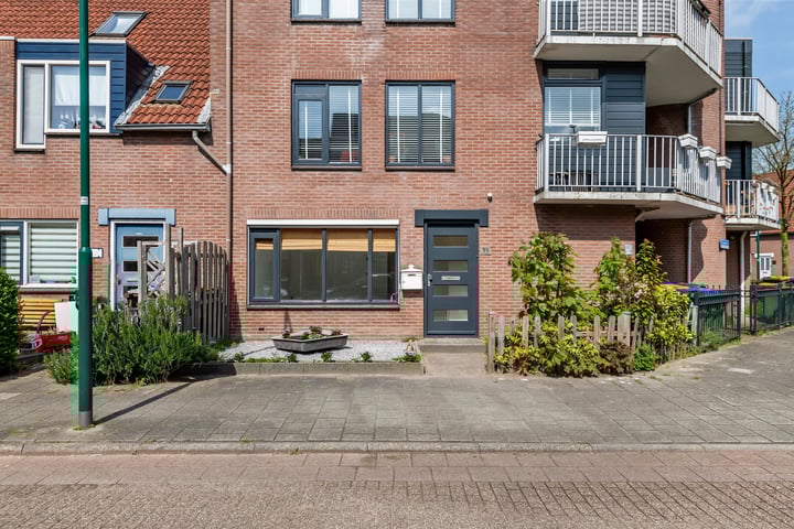 Oudeveen 35 in Veenendaal