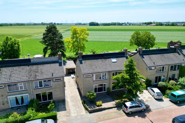 Oudlandstraat 7 in Lage Zwaluwe