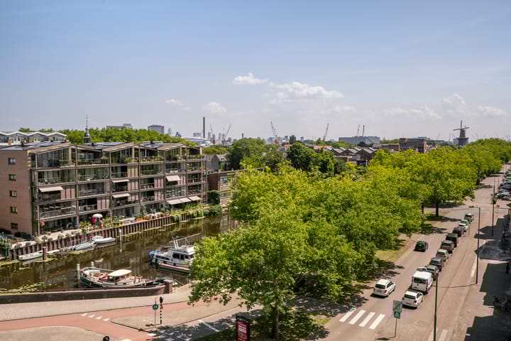 Over de Vesten 72 in Schiedam