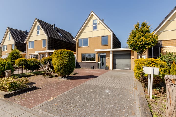 Overcinge 62 in Lelystad