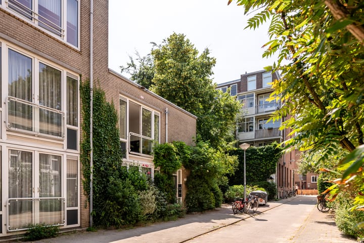 Overhaalsgang 4 in Amsterdam