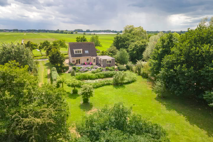 Overheicop 68b in Schoonrewoerd