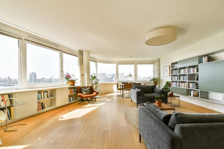 Photo of property Overhoeksparklaan 110, Amsterdam