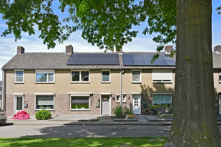 Overmazestraat 19 in Weert foto