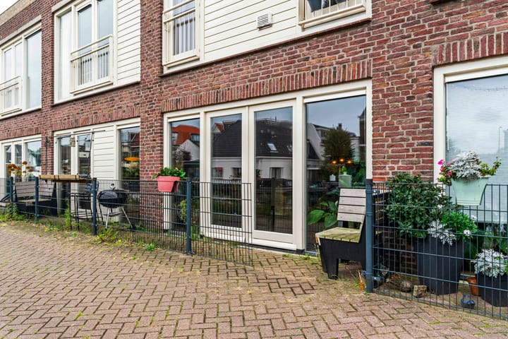 Overrijn 6A in Leiden