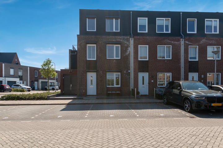 Overstapwei 17 in Barendrecht
