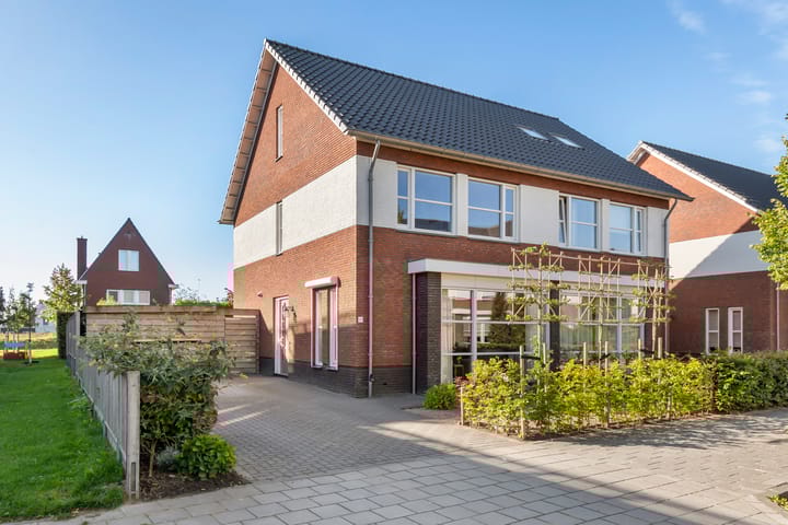 Photo of property Overste J M Kolffstraat 147, Kesteren