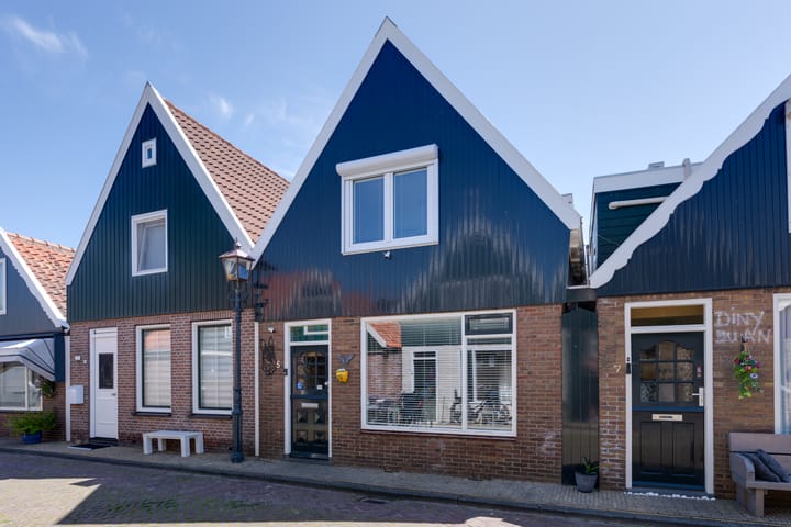 Overste Ludenstraat 5 in Volendam