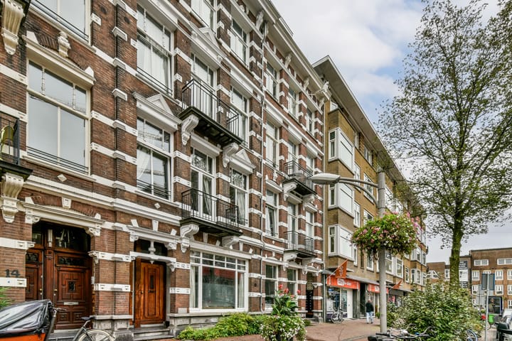 Overtoom 10A in Amsterdam