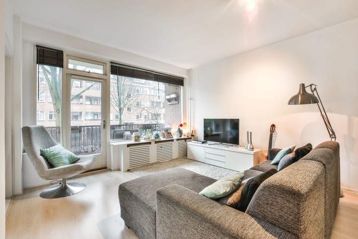 Overvoorde 20 in Amsterdam photo