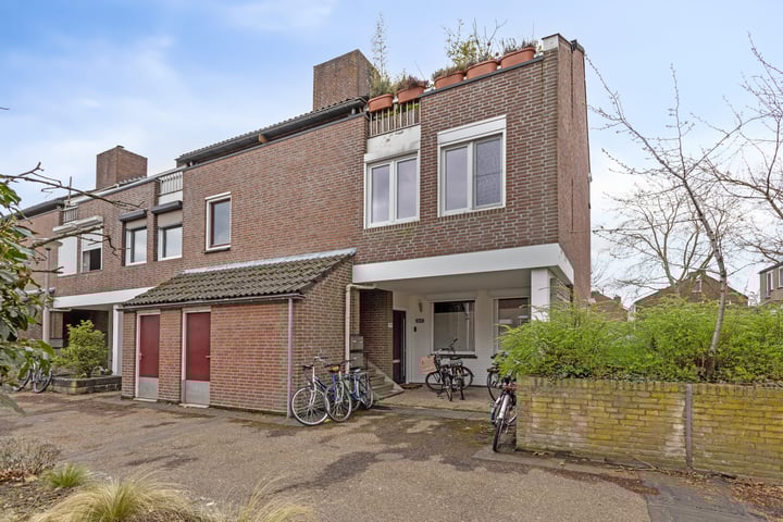 Ovidiushof 17B in Maastricht photo
