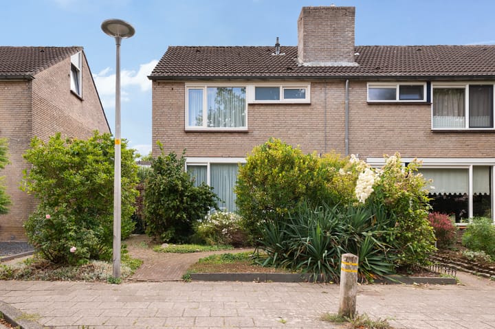 P.C. Hooftstraat 12 in Goor
