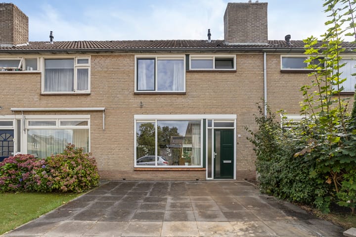 P.C. Hooftstraat 24 in Goor