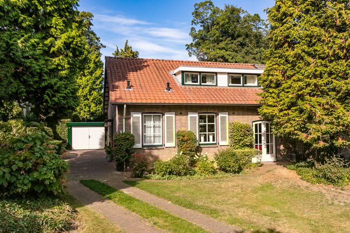 Photo of property P.C.Hooftstraat 35, Brunssum