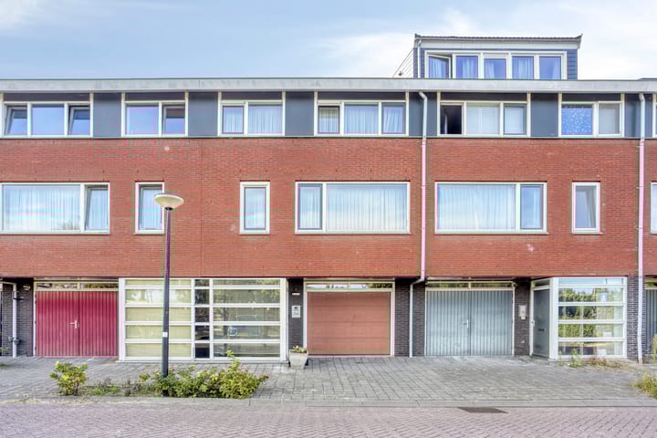P. Hans Frankfurthersingel 254 in Amsterdam