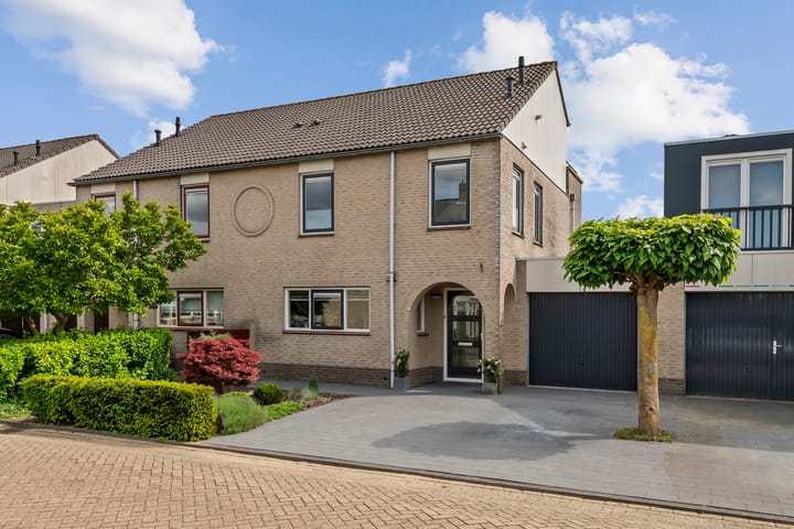 P. Westdorpstraat 8 in Tiel