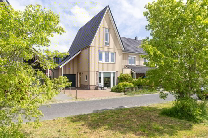 Paaldijk 204 in Zwaag