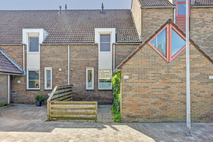 Photo of property Paardebloem 133, Zwaag