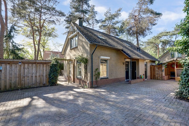 Photo of property Paaslohof 15, Hierden