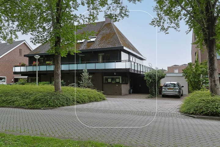 Paddestoelweg 132 in Alphen aan den Rijn