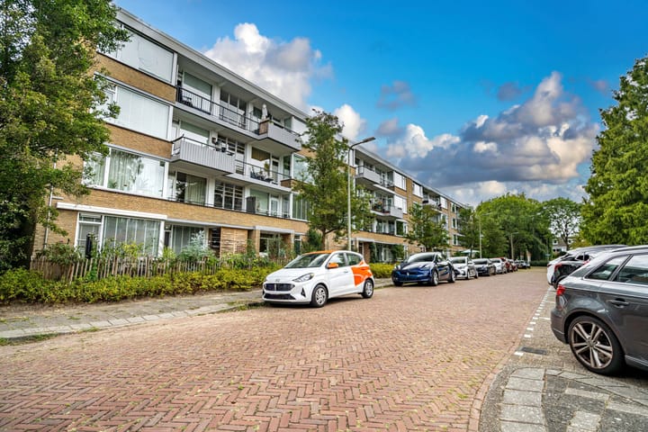 Paganinidreef 16 in Voorschoten