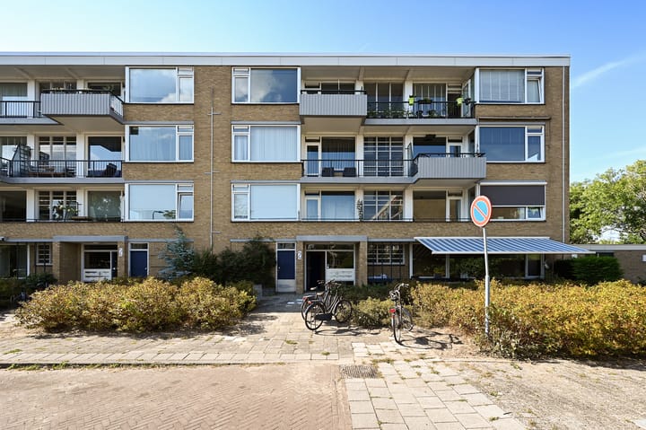 Photo of property Paganinidreef 52, Voorschoten