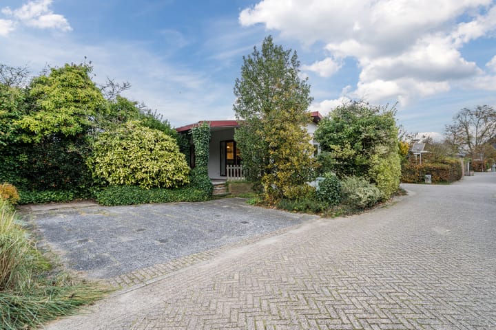 Pageveld 33 in Limmen