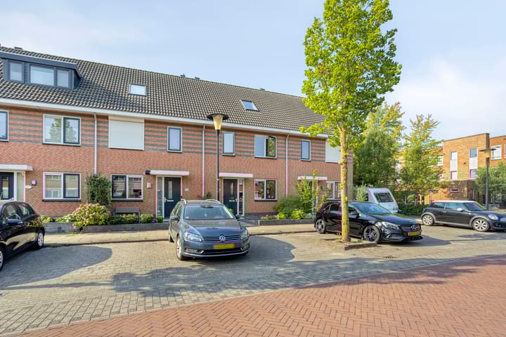 Palmhout 34 in Barendrecht photo