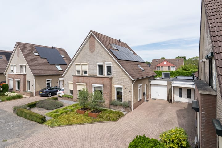 Paltrokmolen 82 in Weert photo