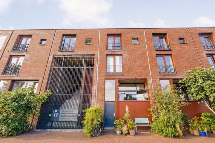 Panamakade 42 in Amsterdam