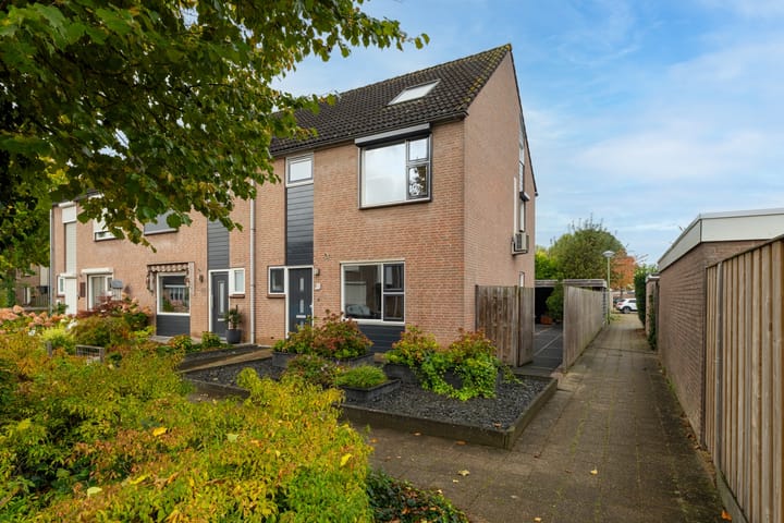 Papaver 23 in Werkendam Foto