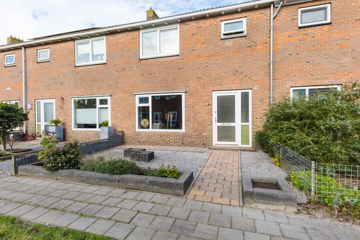 Photo of property Papaverstraat 9, Oudeschoot