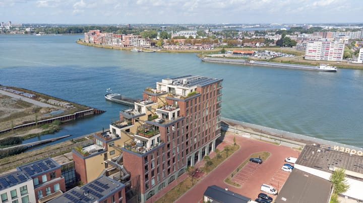 Papendrechtsestraat 51 in Dordrecht photo