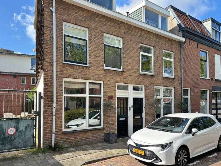 Papentorenvest 32 in Haarlem