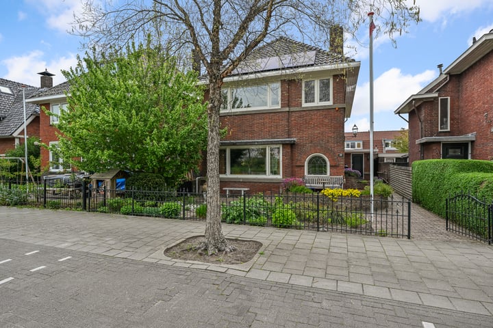 Parallelweg 136 in Koog aan de Zaan